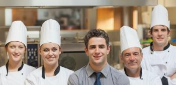 4 dicas de como montar uma equipe campeã durante a crise no restaurante