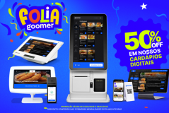 Propaganda da Goomer para o Carnaval. Texto central: 50% OFF em nossos cardápios digitais. Mostra diferentes modelos de terminais de pedidos e tablets com fotos de hambúrgueres e petiscos.