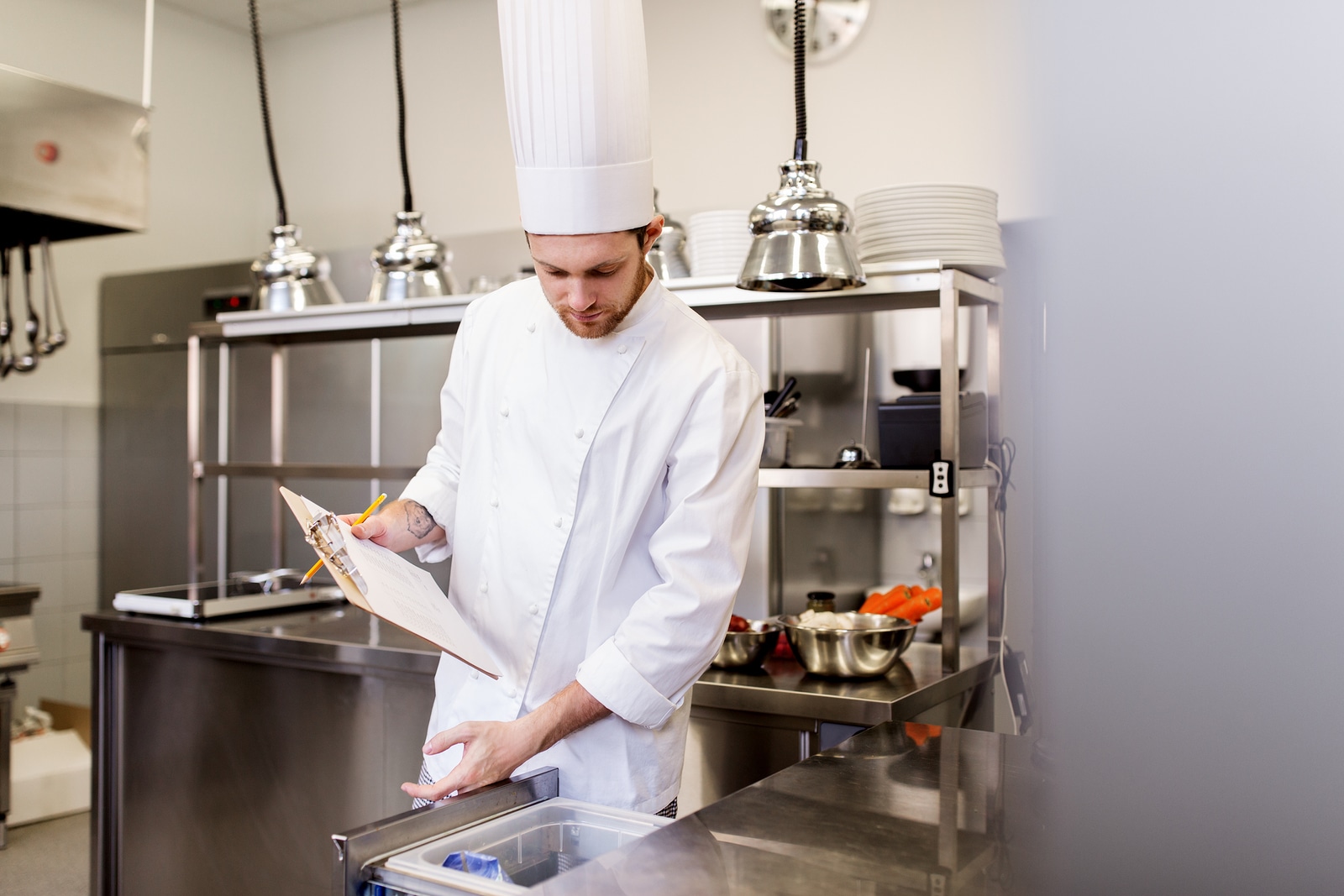 Como montar uma ficha técnica dos pratos e bebidas nos Restaurantes?