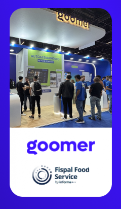 Estande da Goomer na feira Fispal Food Service, com diversas pessoas interagindo e conhecendo soluções de autoatendimento.